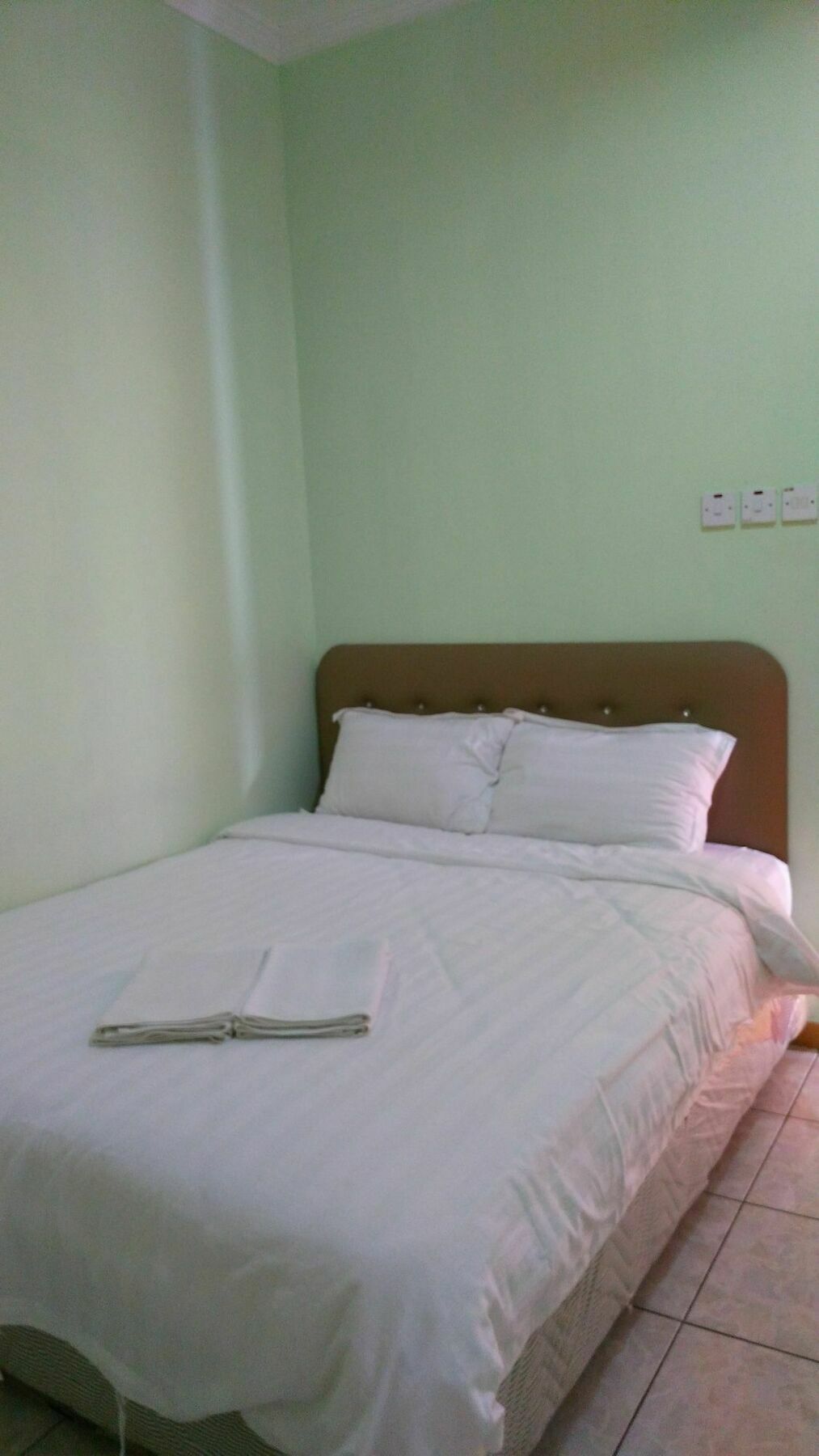 Huda Inn Pantai Cenang  Exterior photo