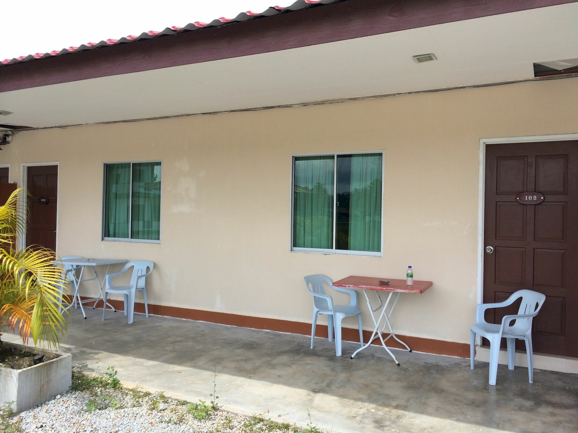 Huda Inn Pantai Cenang  Exterior photo