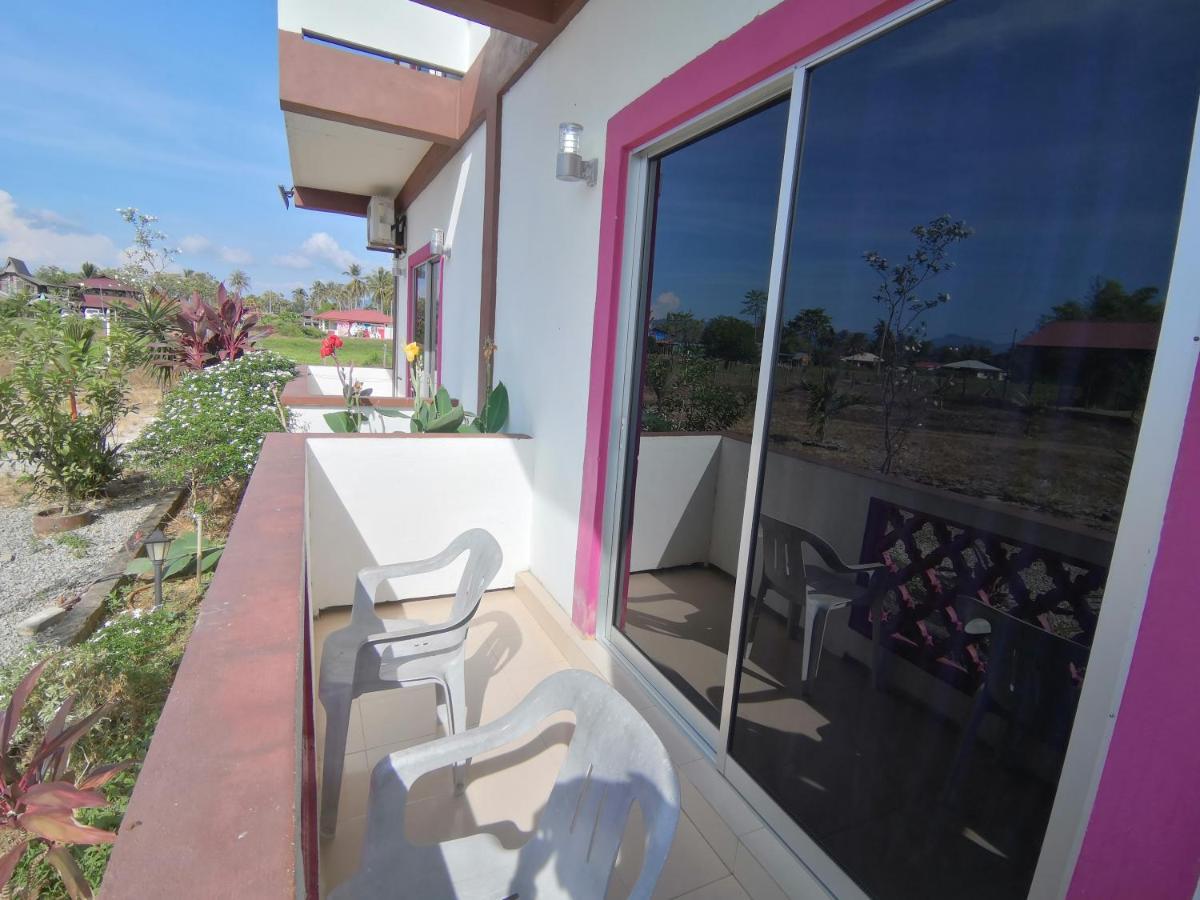 Huda Inn Pantai Cenang  Exterior photo